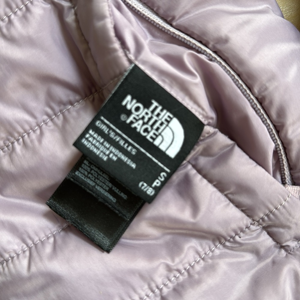 North Face Girls Reversible Jacket size 7/8 - Picture 5 of 5
